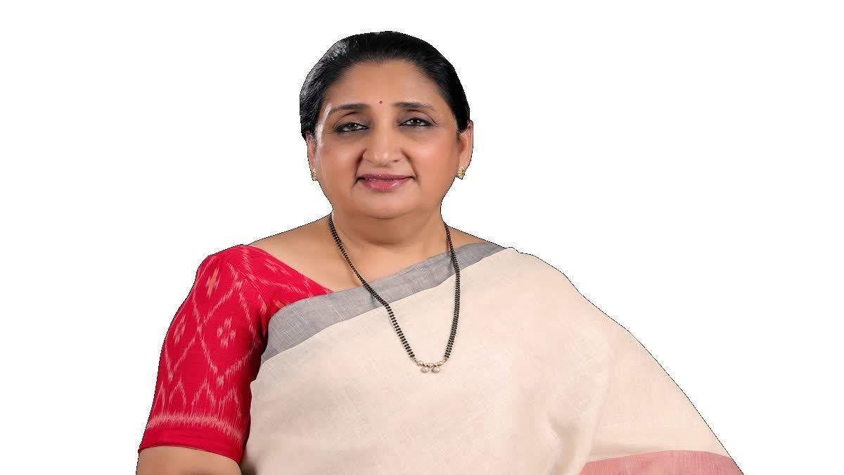 श्री. श्रीमती सुनेत्राताई अजित पवार